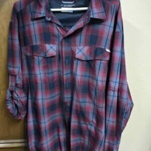 XL Men's Columbia Omni-Shade  performance shirt